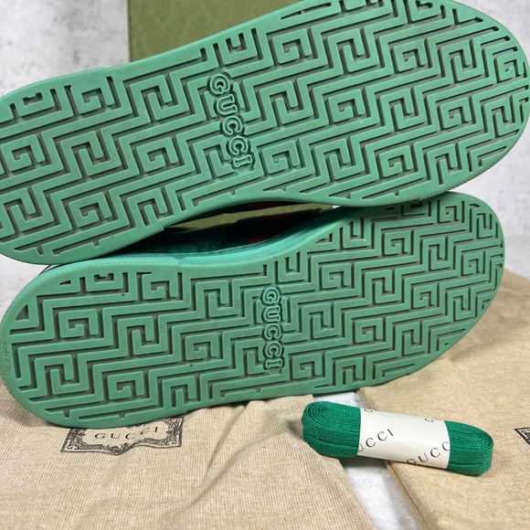 Gucci ACE GG Green Crystal coated canvas trainers. - Picture 6 of 15